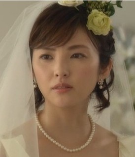 結婚式花嫁の髪型 美しき罠 残花繚乱 田中麗奈ちゃんの生花ヘア